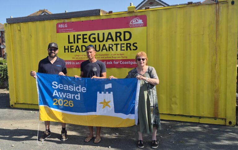 Sandown beach in Sandown to proudly fly Seaside Award this summer